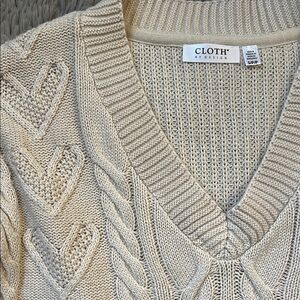 Heart V-Neck Cable Knit Sweater